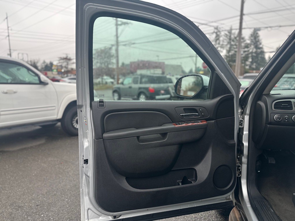 2012 Chevrolet Tahoe Image 9