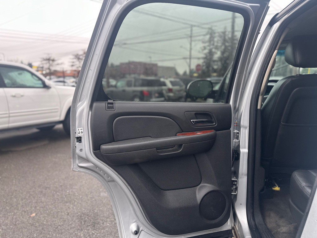 2012 Chevrolet Tahoe Image 15