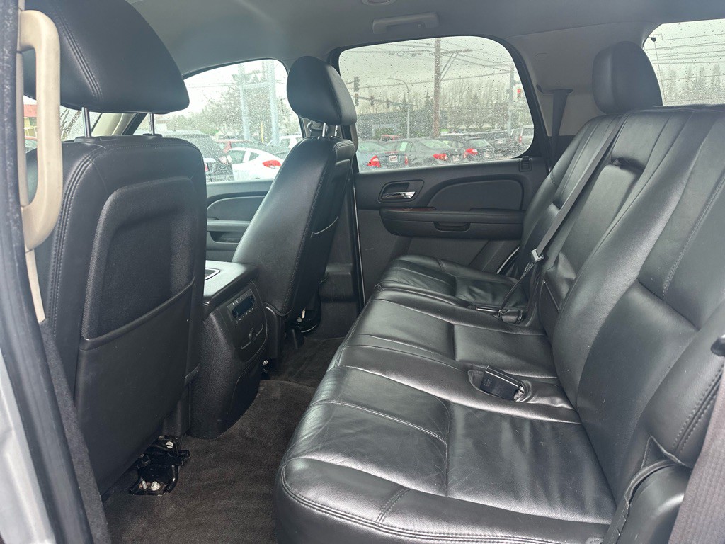 2012 Chevrolet Tahoe Image 16