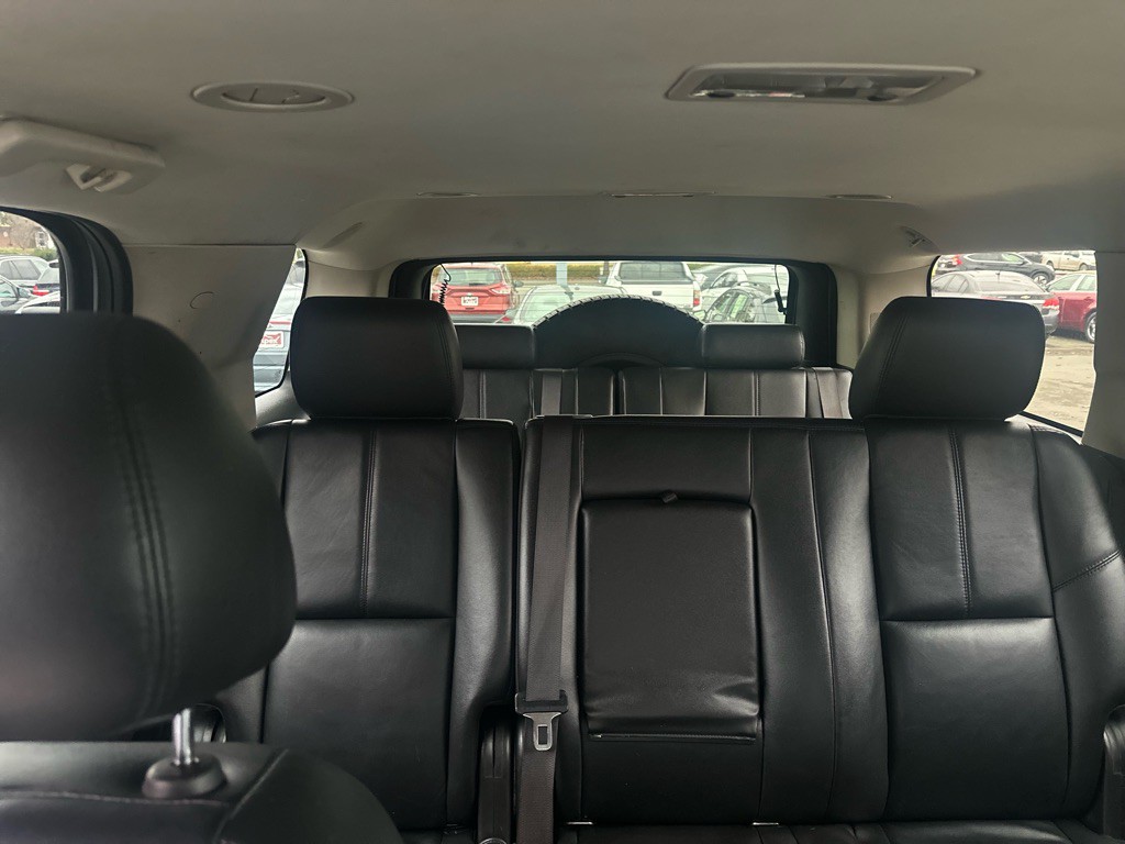 2012 Chevrolet Tahoe Image 24
