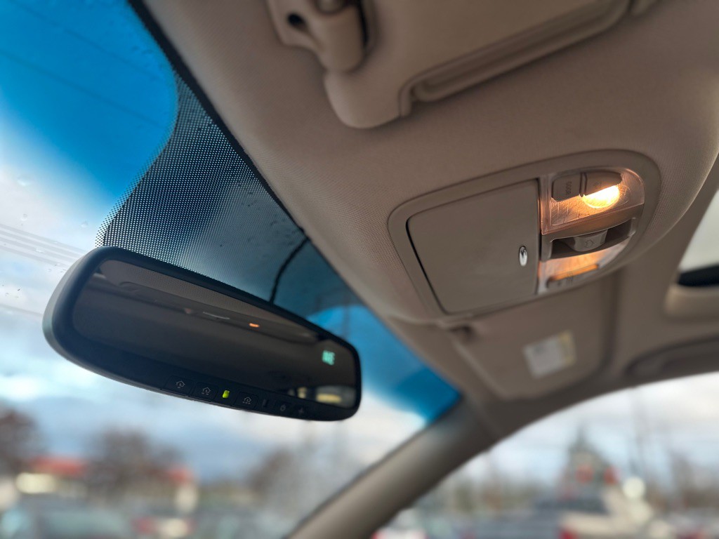 2012 Hyundai Santa Fe Image 14