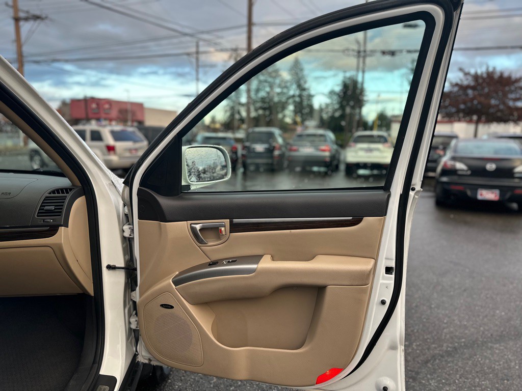 2012 Hyundai Santa Fe Image 21