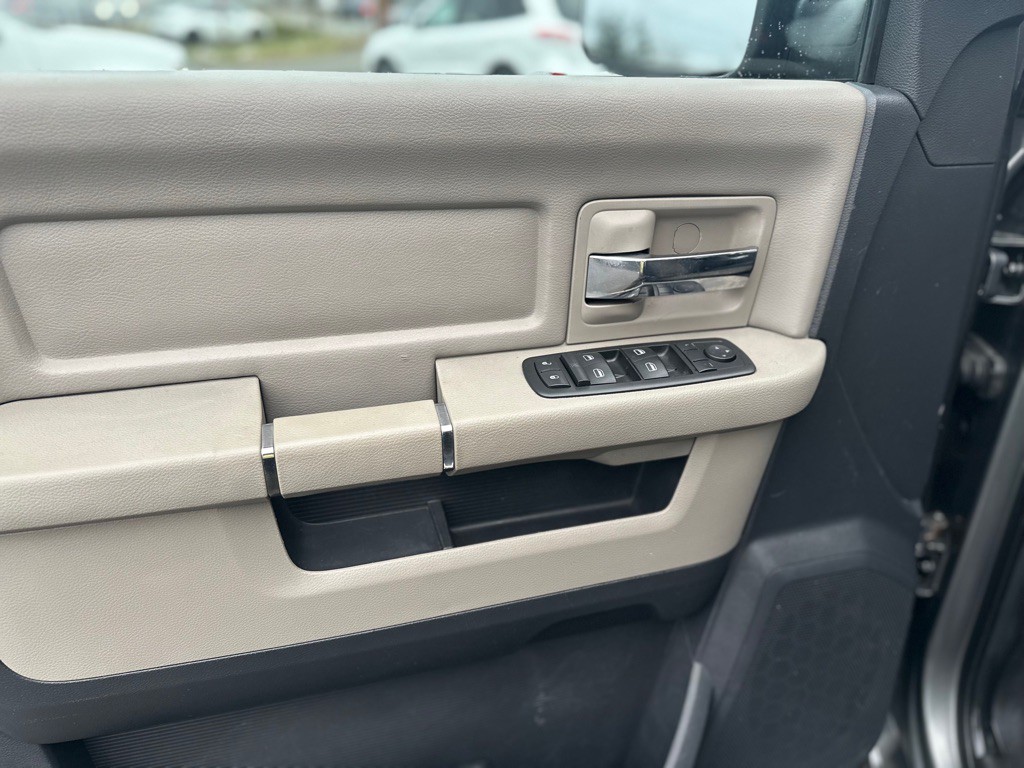 2010 Dodge Ram 1500 Image 10