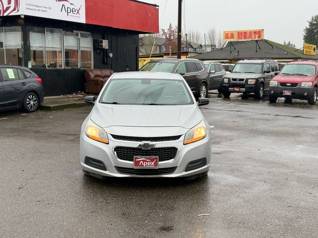 2015 Chevrolet Malibu Image 3