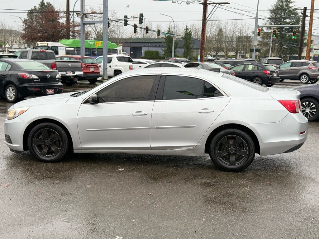 2015 Chevrolet Malibu Image 10