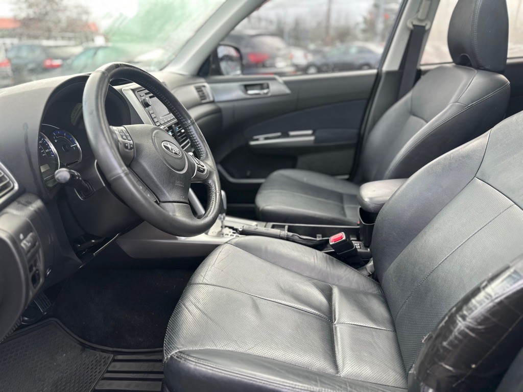2012 Subaru Forester Image 12
