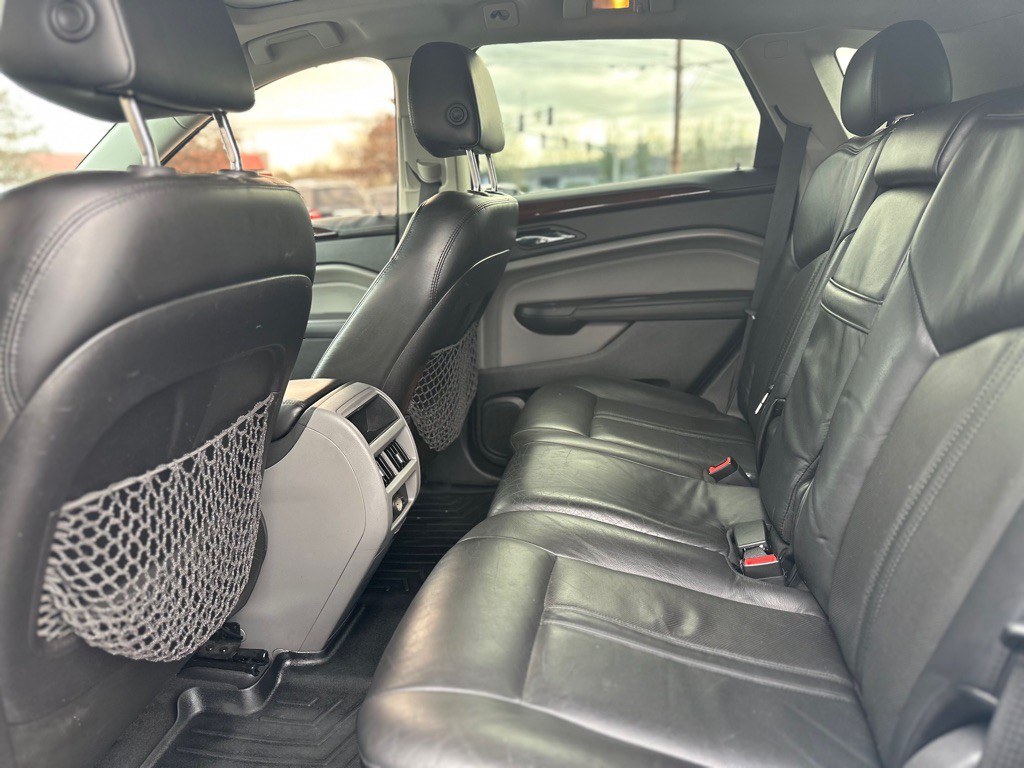 2010 Cadillac SRX Image 19