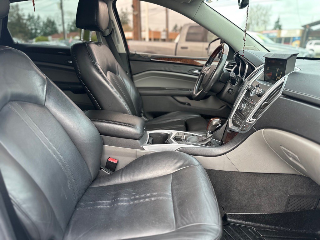2010 Cadillac SRX Image 21