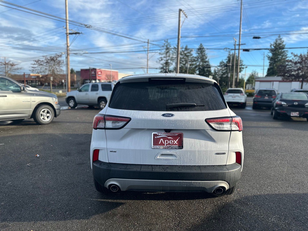 2020 Ford Escape Image 6