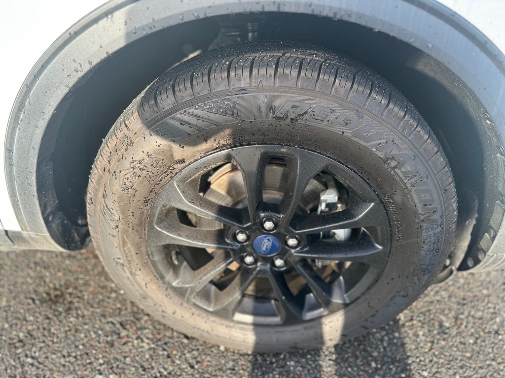 2020 Ford Escape Image 24