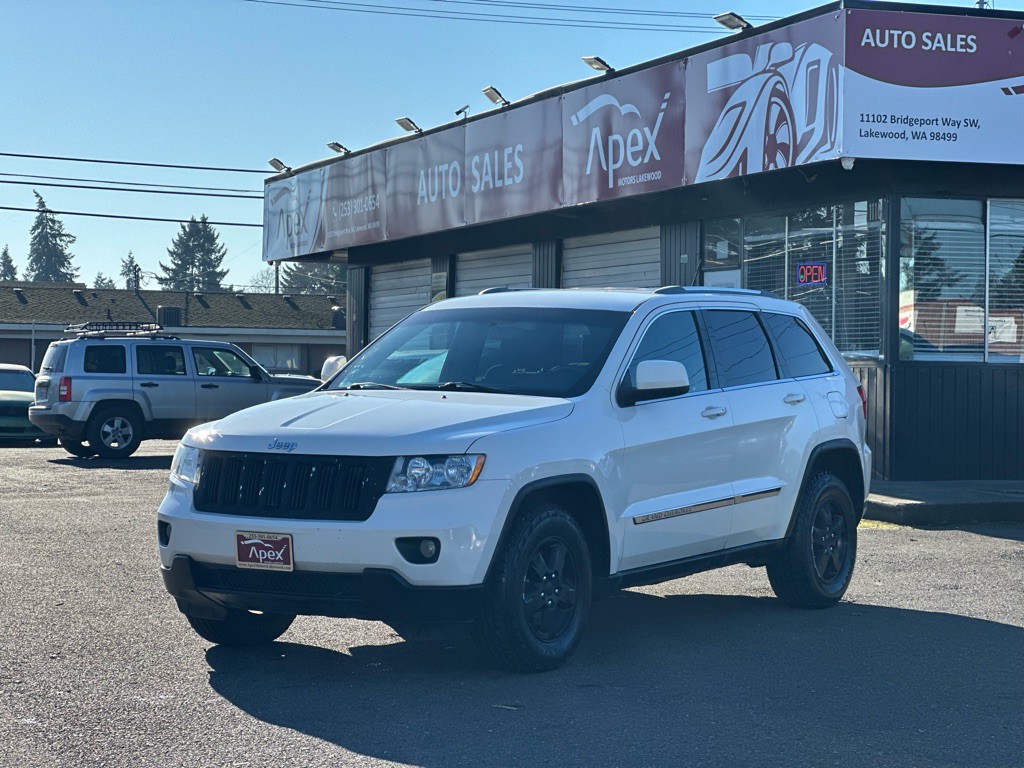 2011 Jeep Grand Cherokee Image 2