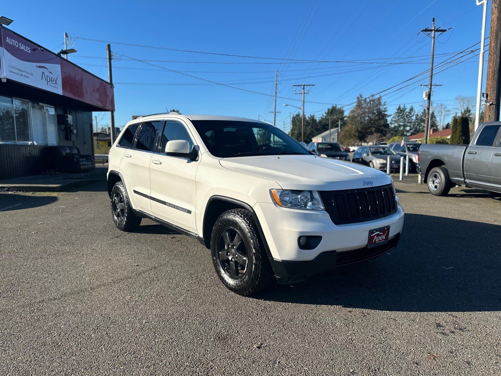 2011 Jeep Grand Cherokee Image 4