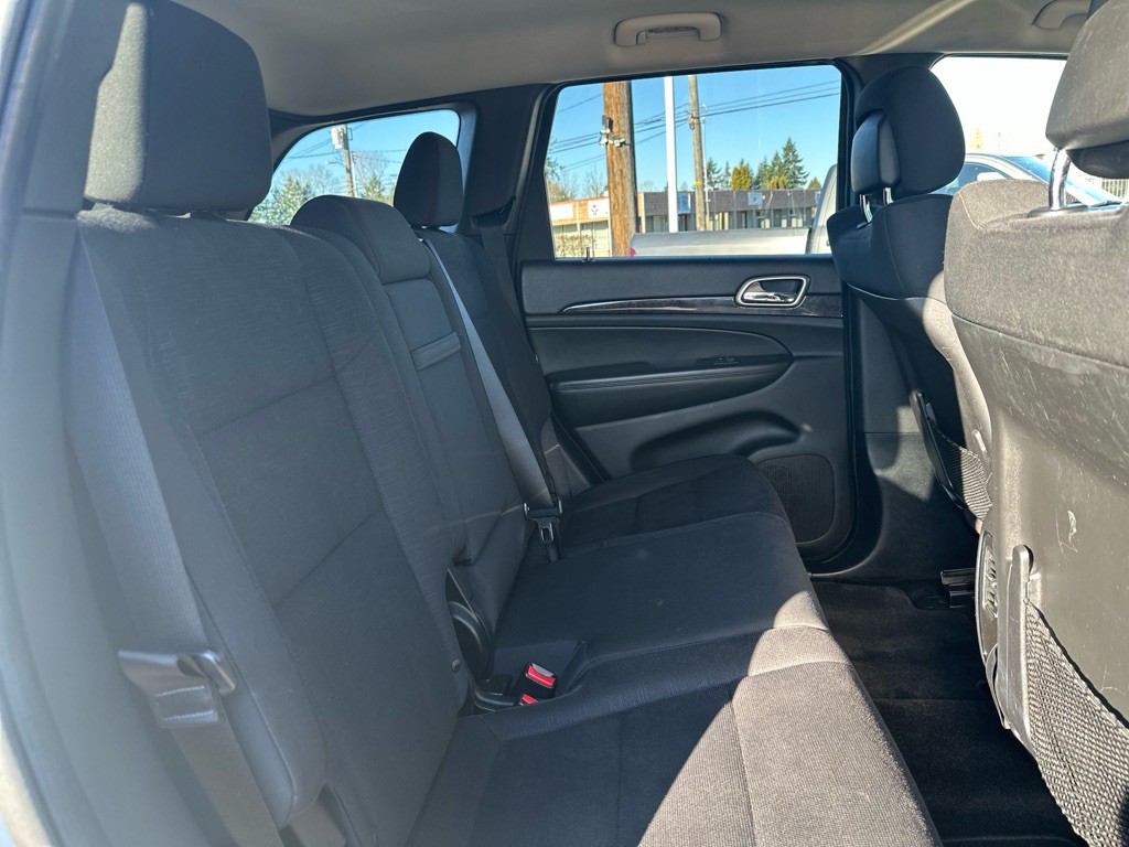 2011 Jeep Grand Cherokee Image 23