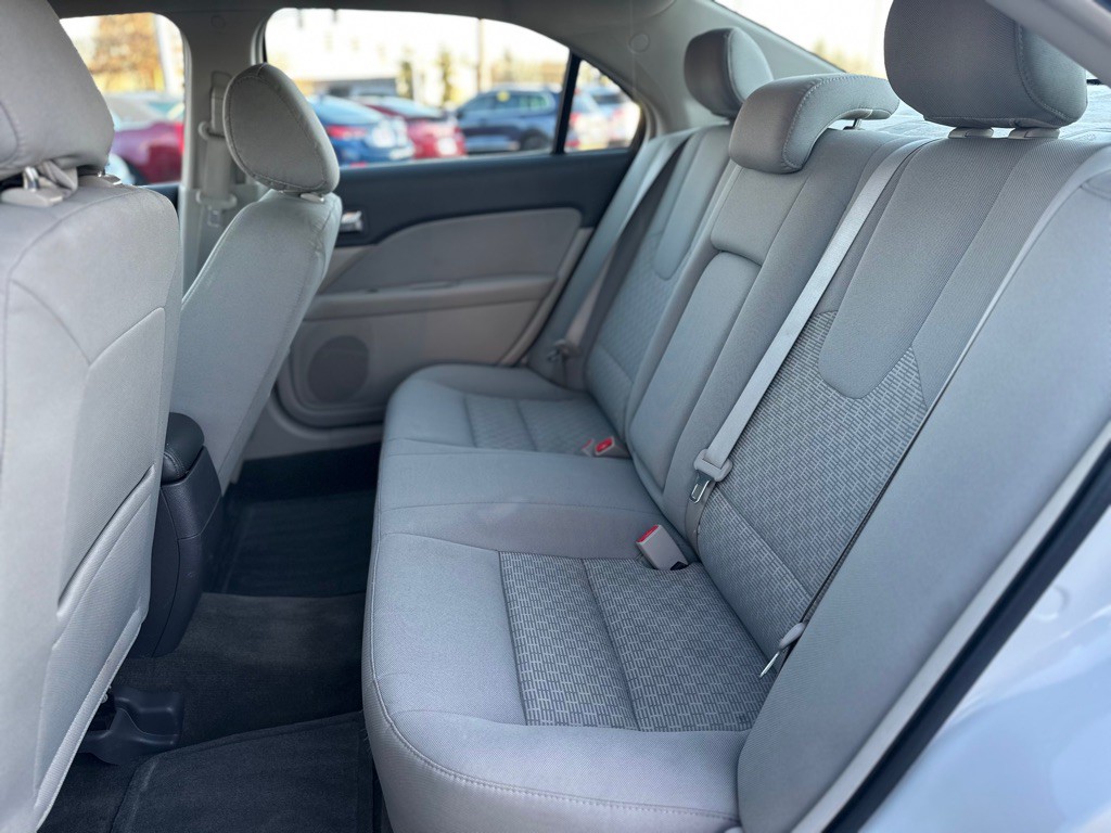 2012 Ford Fusion Image 20