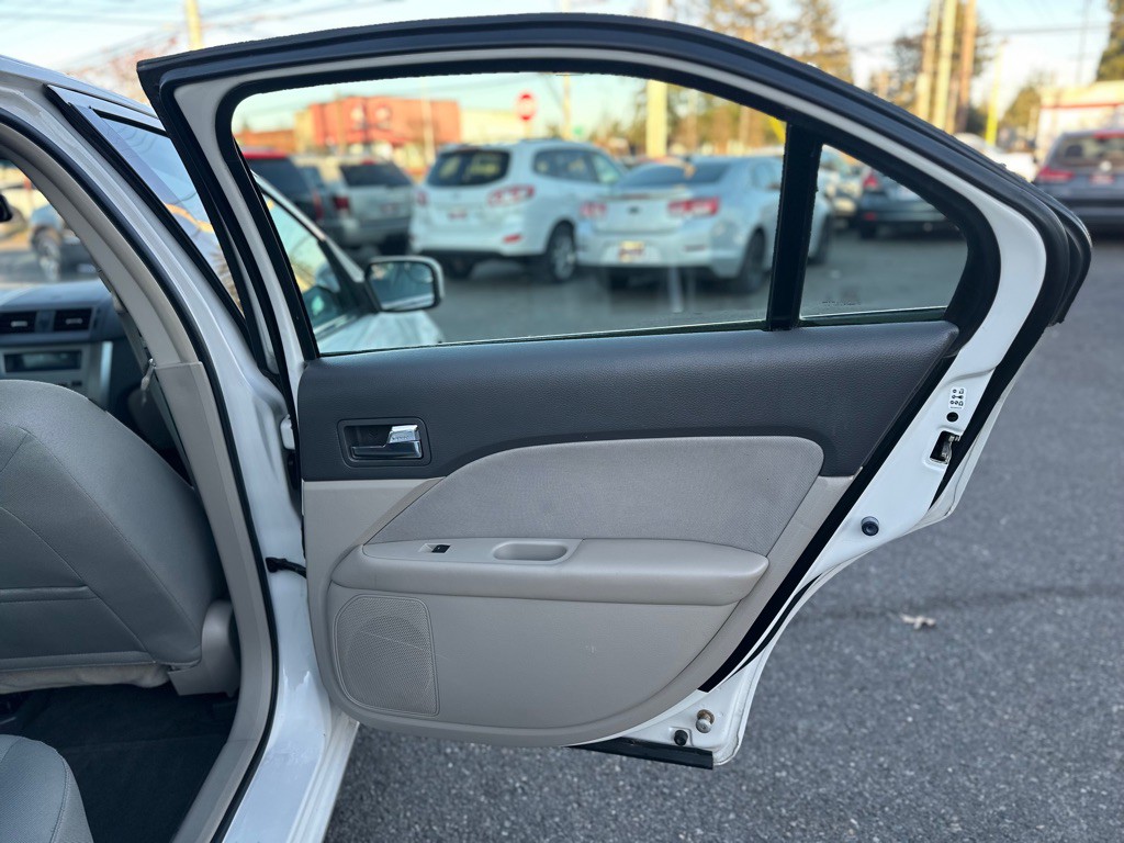 2012 Ford Fusion Image 21