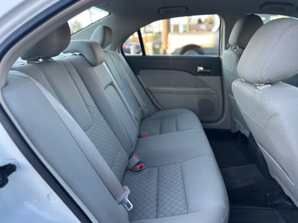 2012 Ford Fusion Image 22