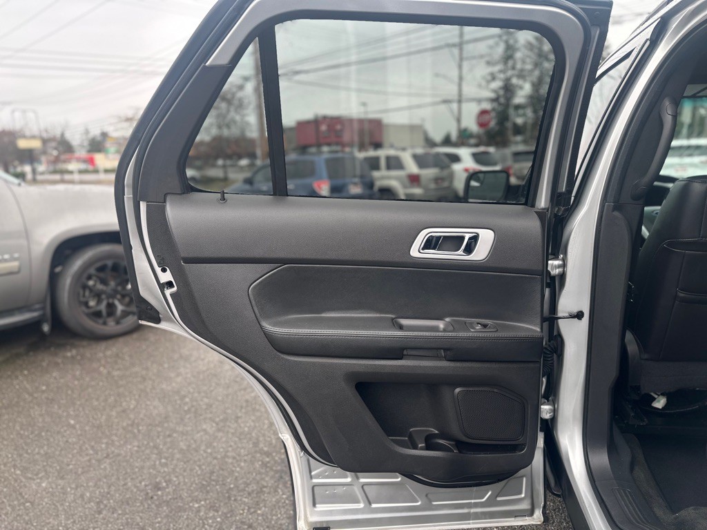 2013 Ford Explorer Image 19