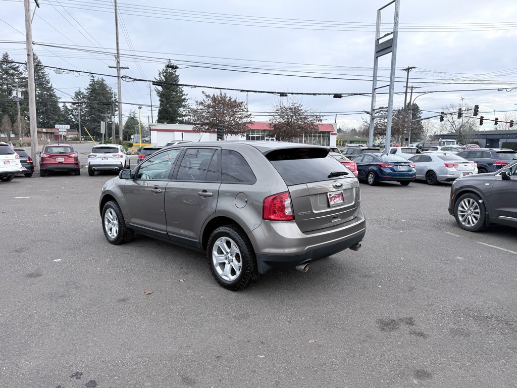 2013 Ford Edge Image 9