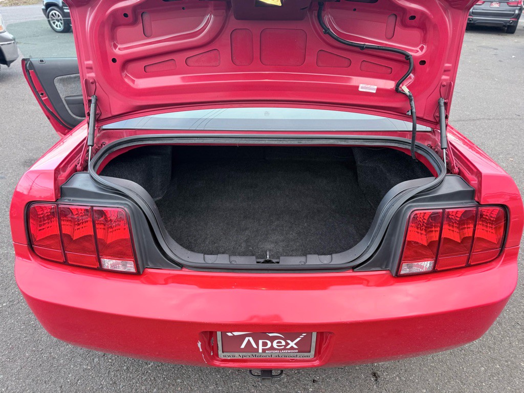 2008 Ford Mustang Image 14