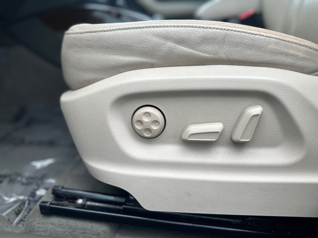 2012 Audi Q5 Image 22