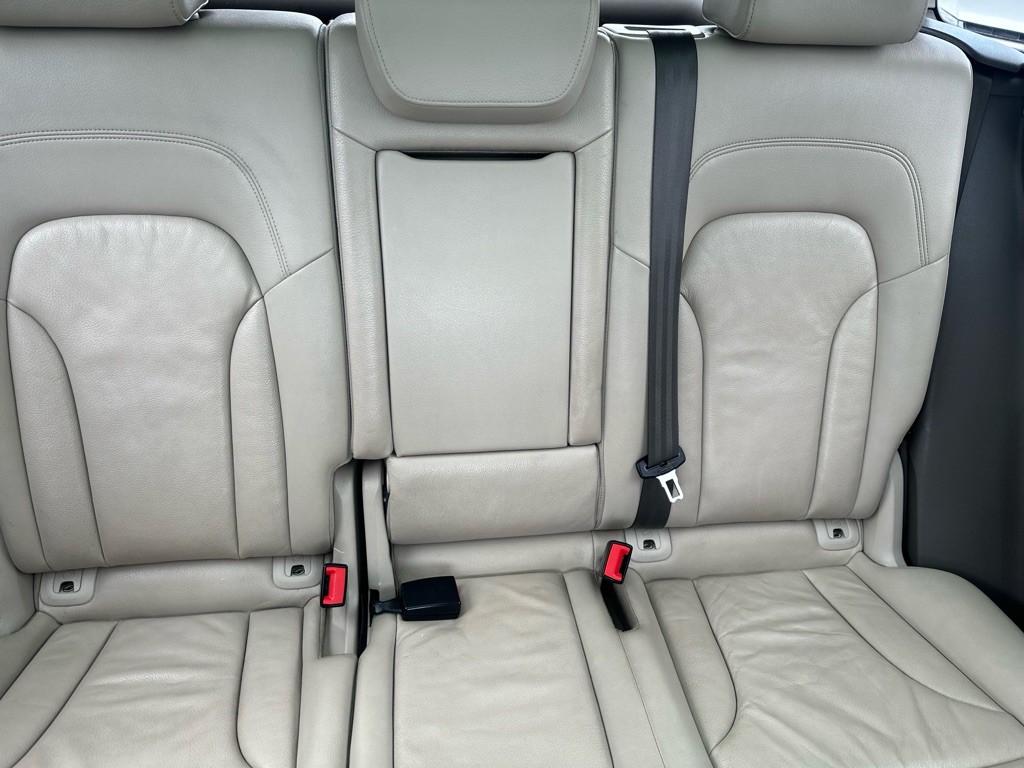 2012 Audi Q5 Image 30