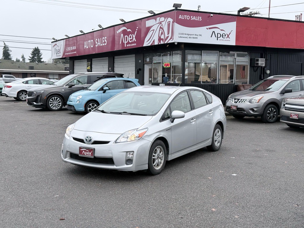 2010 Toyota Prius Image 2