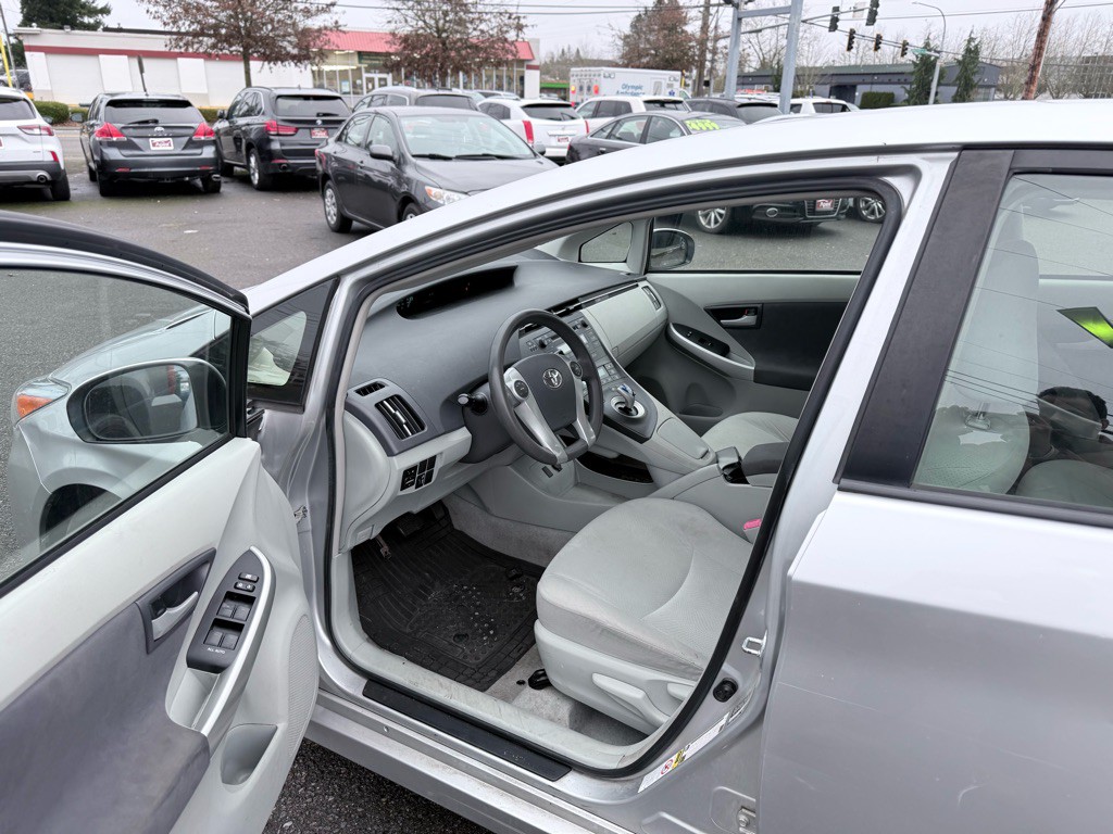 2010 Toyota Prius Image 9