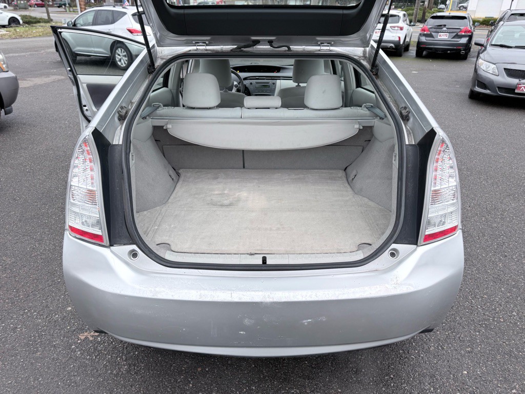 2010 Toyota Prius Image 16