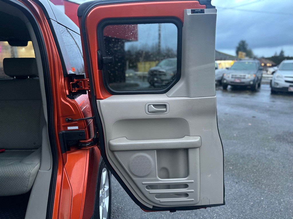 2009 Honda Element Image 18