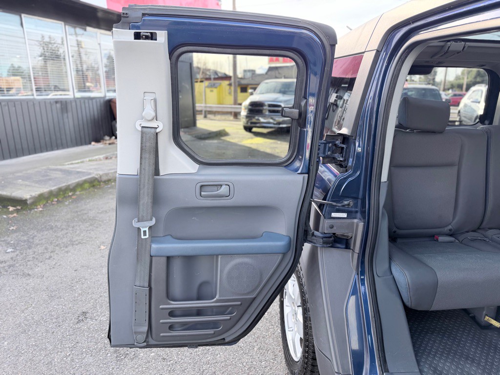 2003 Honda Element Image 20