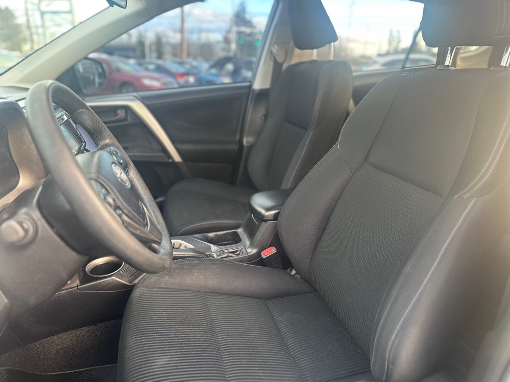 2013 Toyota Rav4 Image 12