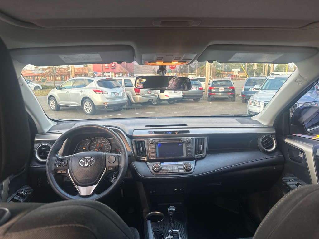 2013 Toyota Rav4 Image 19