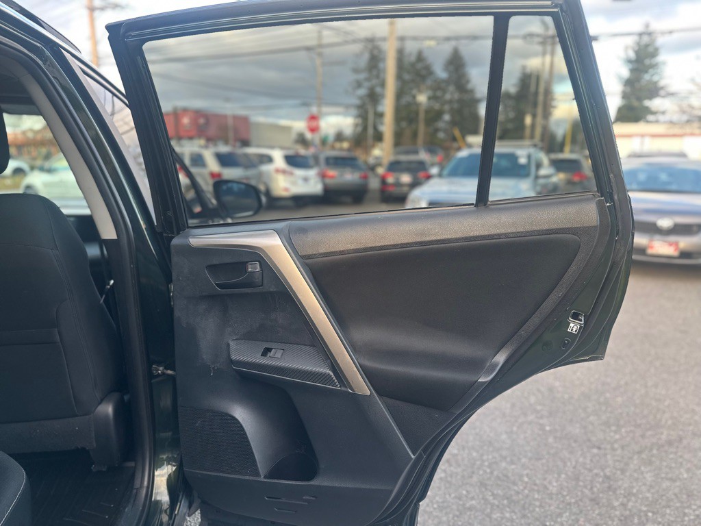 2013 Toyota Rav4 Image 20