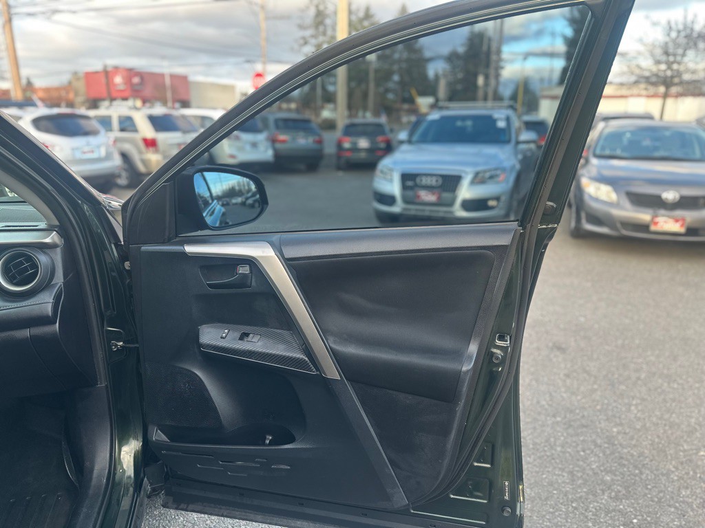 2013 Toyota Rav4 Image 22