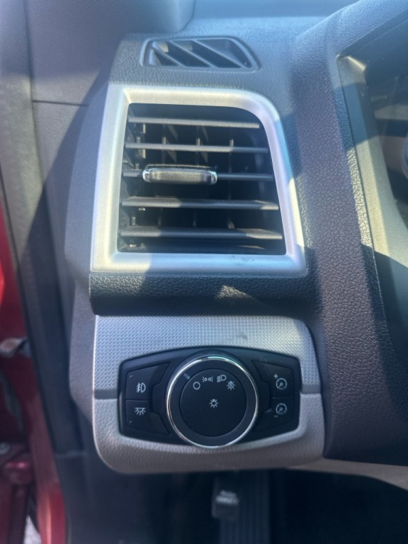 2012 Ford Explorer Image 12