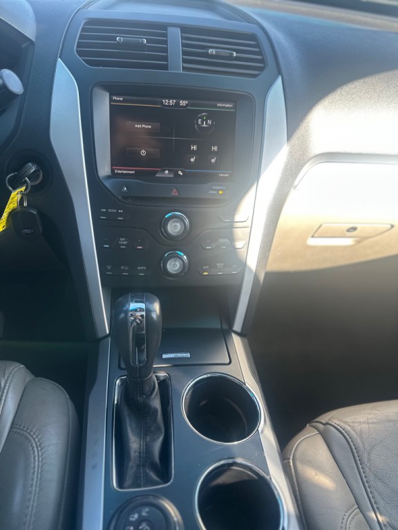 2012 Ford Explorer Image 17