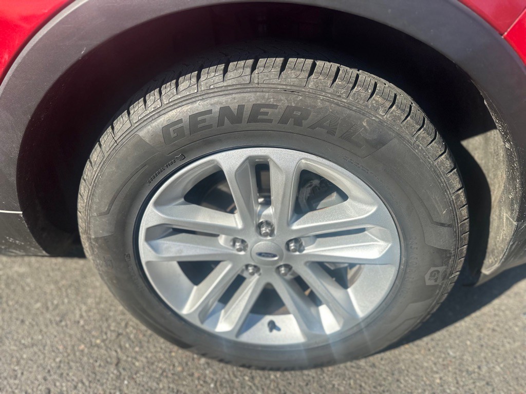 2012 Ford Explorer Image 28