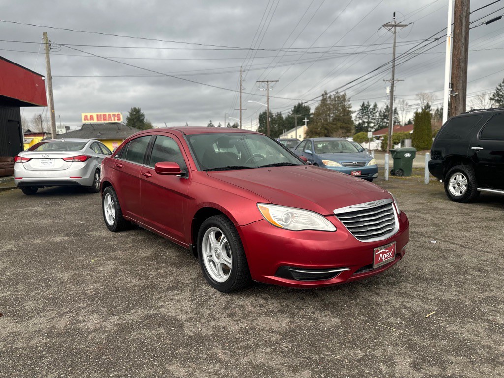 2011 Chrysler 200 Image 3