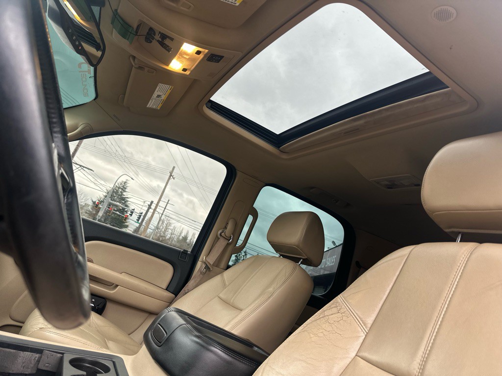 2007 Chevrolet Tahoe Image 16