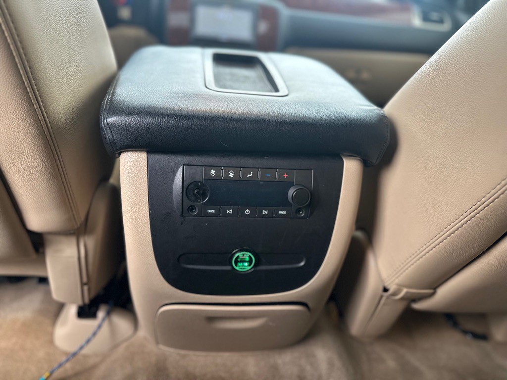 2007 Chevrolet Tahoe Image 23