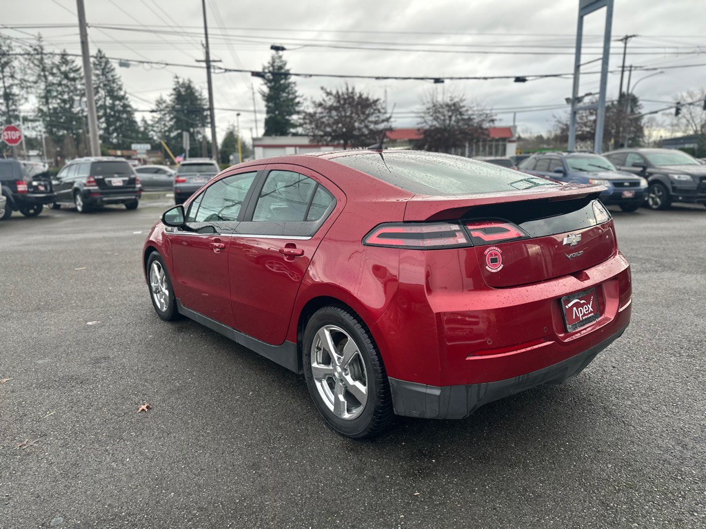 2013 Chevrolet Volt Image 8