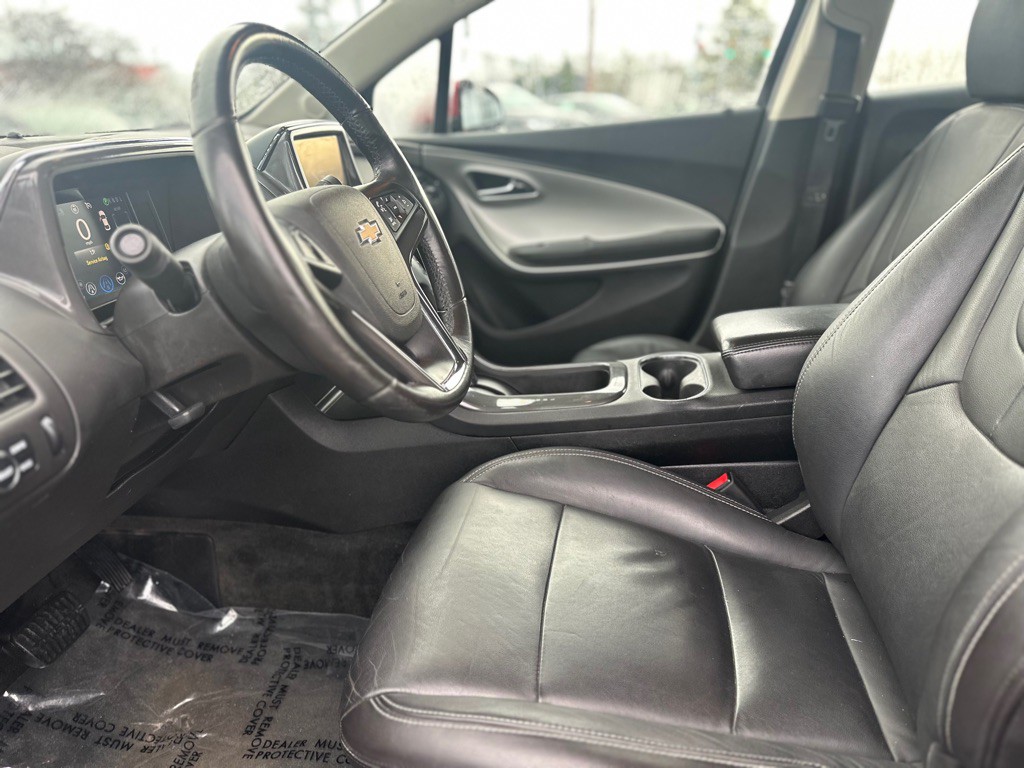 2013 Chevrolet Volt Image 12