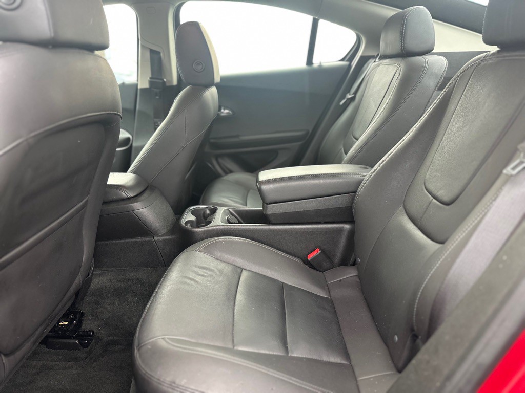 2013 Chevrolet Volt Image 18