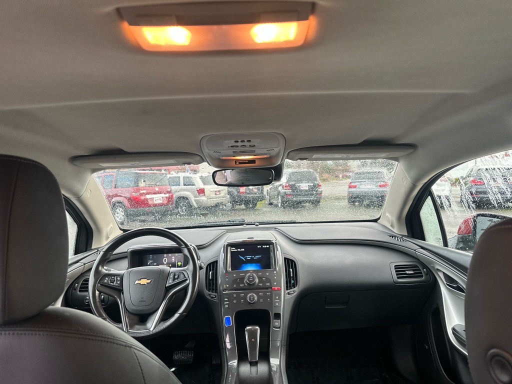 2013 Chevrolet Volt Image 20