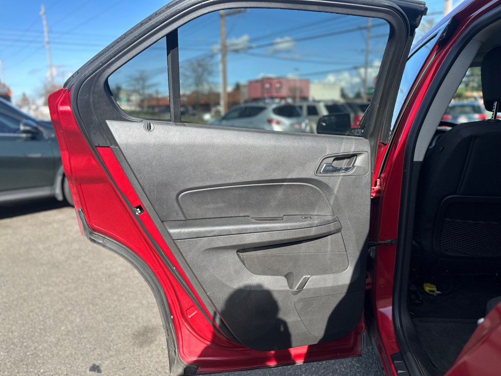 2013 Chevrolet Equinox Image 17