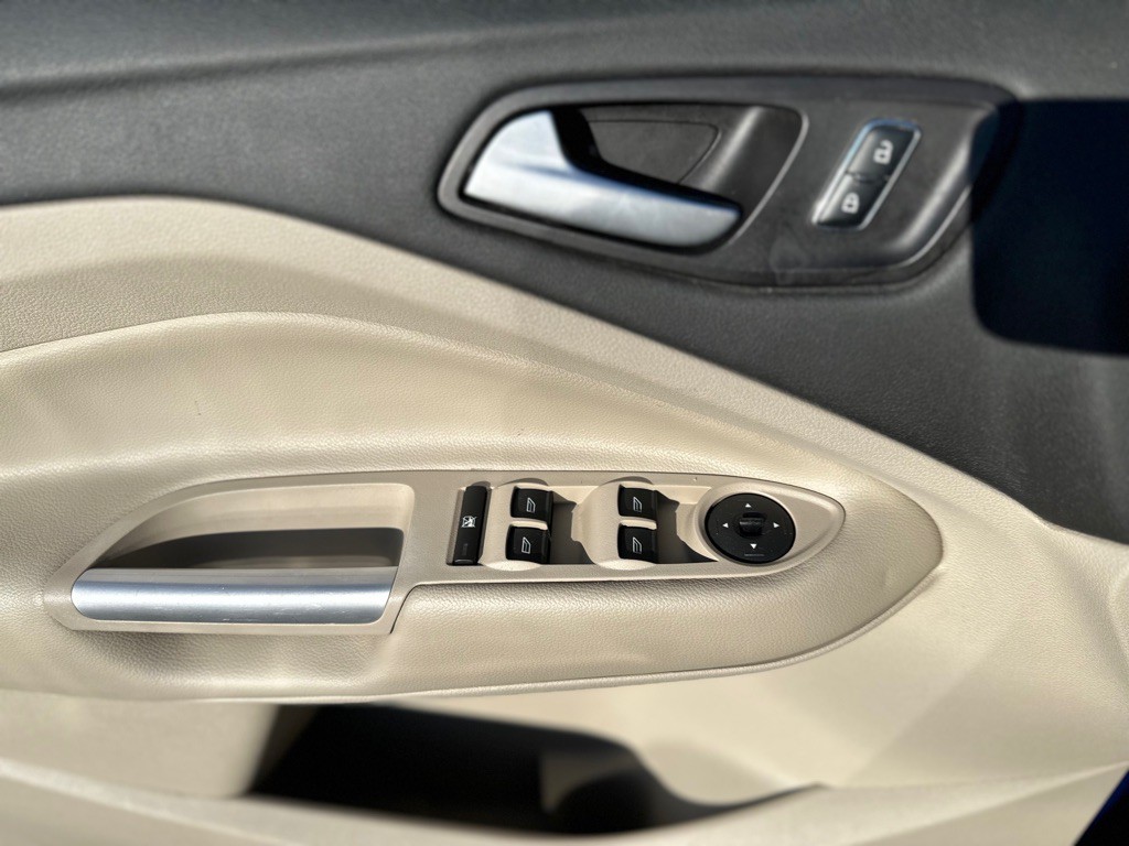 2013 Ford Escape Image 11