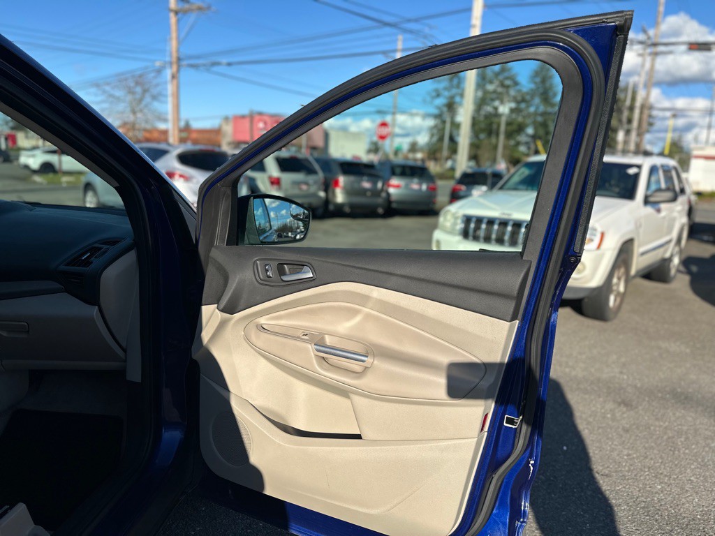 2013 Ford Escape Image 25