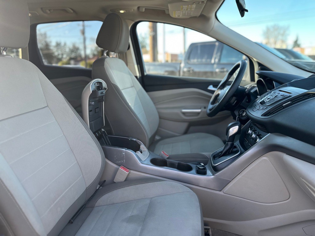 2013 Ford Escape Image 26