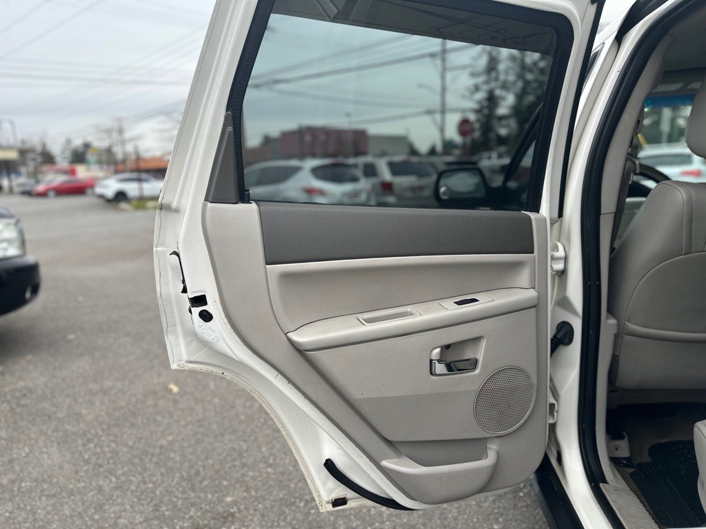 2005 Jeep Grand Cherokee Image 19