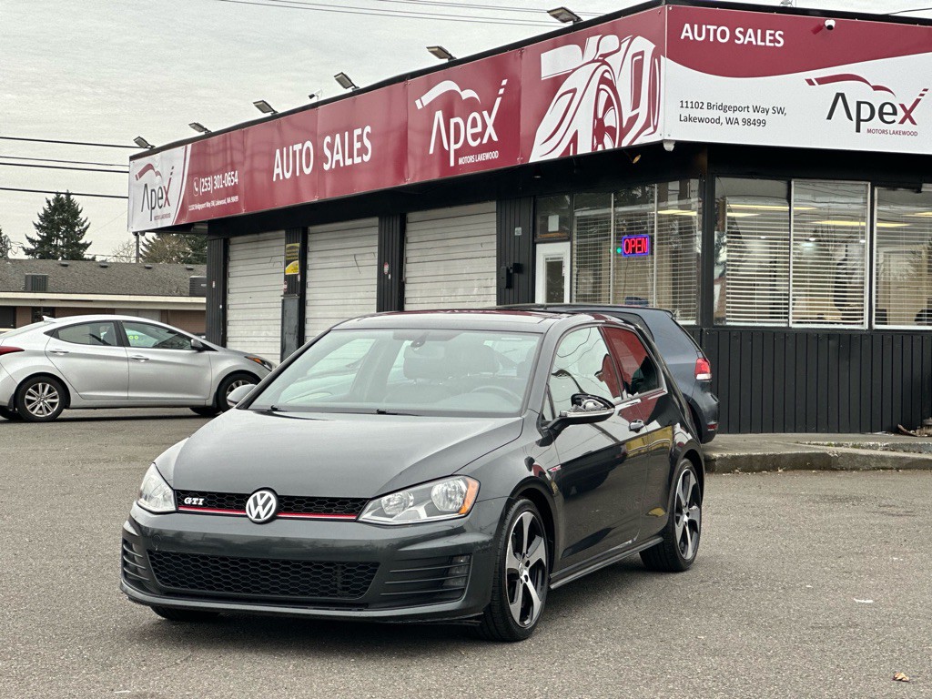 2015 Volkswagen GTI Image 1